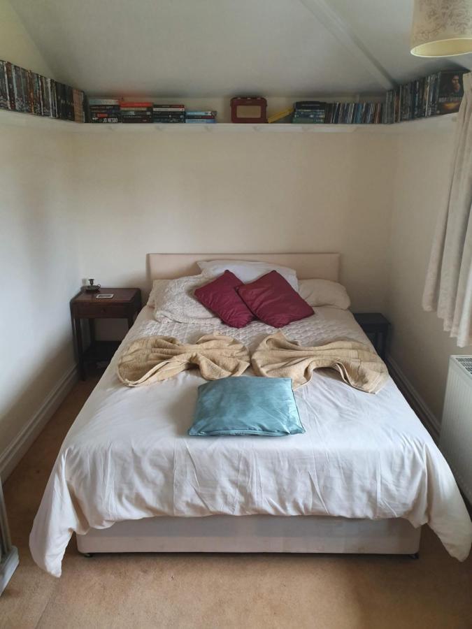 バーチントン Old Coach House Bed & Breakfast エクステリア 写真