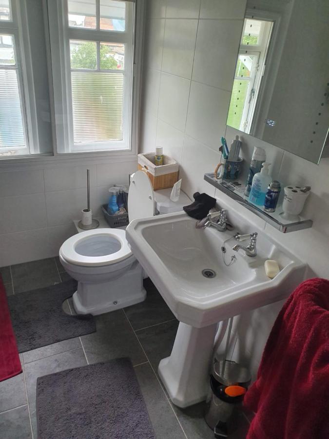 バーチントン Old Coach House Bed & Breakfast エクステリア 写真